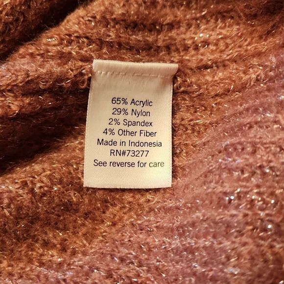 Nine West V-Neck Metallic Tunic Knit Sweater Bundle, Medium, Pink & Silver Grey - Picture 6 of 7